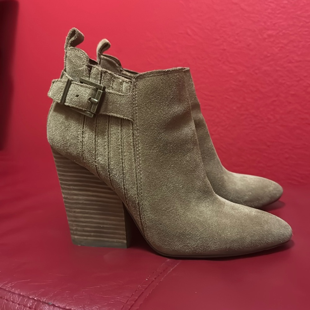 Guess Real Leather Suede Ankle Boots 5.5